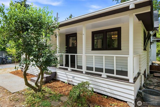 14622 18th Avenue SW, Burien, WA 98166