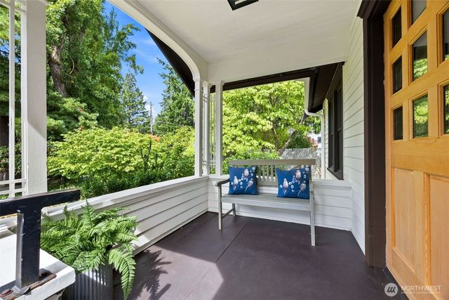 14622 18th Avenue SW, Burien, WA 98166