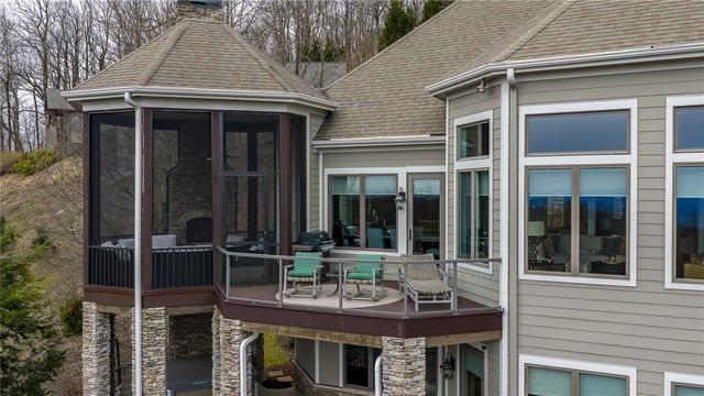 315 Blazing Star Trail, Landrum, SC 29356