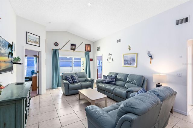 17546 SILVER CREEK COURT, Clermont, FL 34714