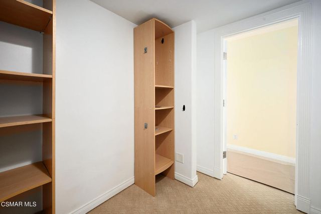 4613 Reforma Road, Woodland Hills, CA 91364