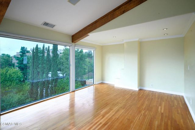 4613 Reforma Road, Woodland Hills, CA 91364