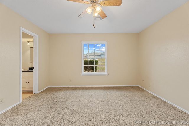 1001 May Lane, Bartlesville, OK 74006