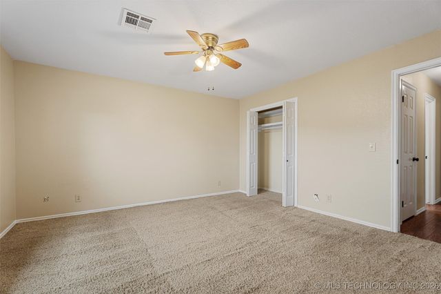 1001 May Lane, Bartlesville, OK 74006