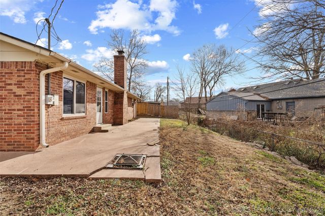 1001 May Lane, Bartlesville, OK 74006