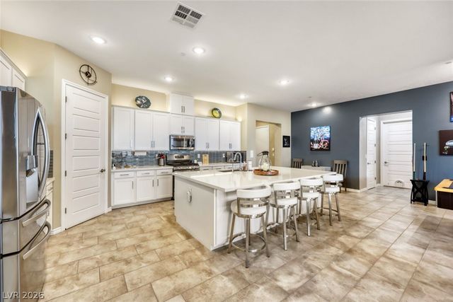 346 Torrelli Falls Avenue, Henderson, NV 89011