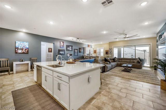 346 Torrelli Falls Avenue, Henderson, NV 89011