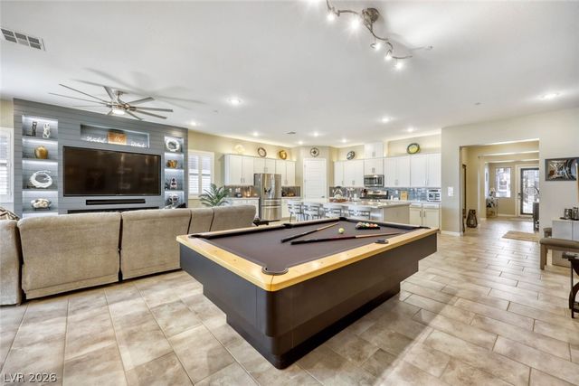 346 Torrelli Falls Avenue, Henderson, NV 89011