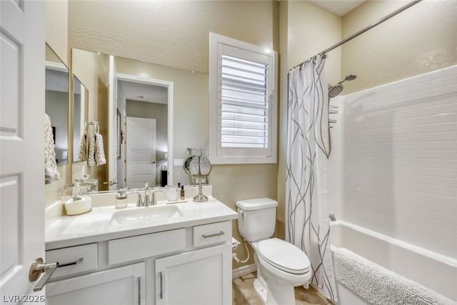 346 Torrelli Falls Avenue, Henderson, NV 89011