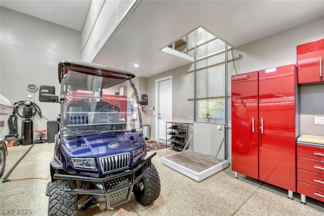 346 Torrelli Falls Avenue, Henderson, NV 89011