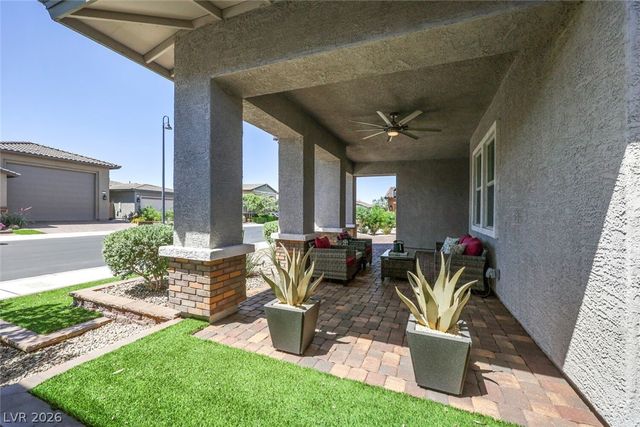 346 Torrelli Falls Avenue, Henderson, NV 89011