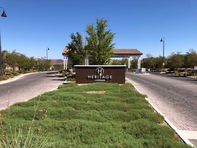 346 Torrelli Falls Avenue, Henderson, NV 89011