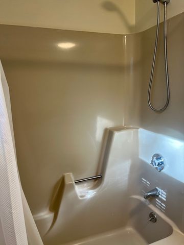 19 Marrick Ct, Barnstable, MA 02632