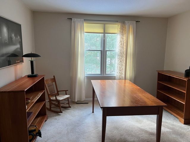 19 Marrick Ct, Barnstable, MA 02632