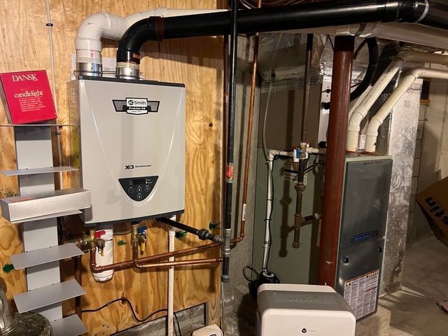 19 Marrick Ct, Barnstable, MA 02632