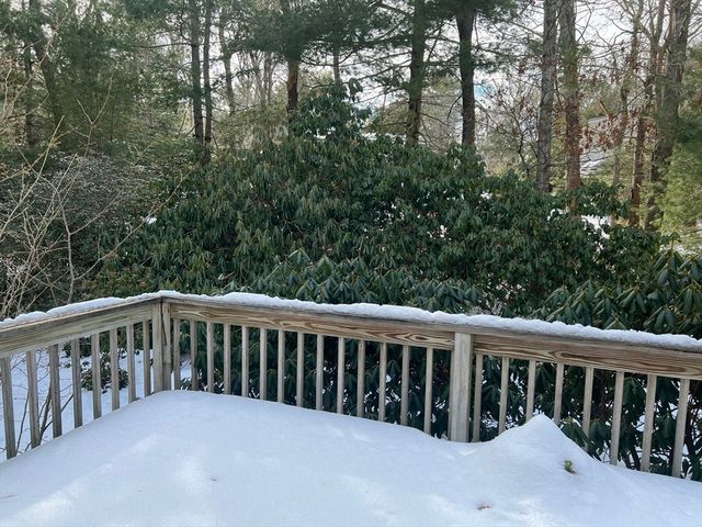 19 Marrick Ct, Barnstable, MA 02632