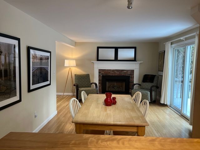 19 Marrick Ct, Barnstable, MA 02632