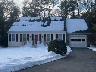 19 Marrick Ct, Barnstable, MA 02632