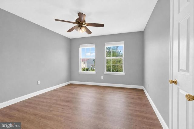 140 SWEETBAY LN, New Castle, DE 19720