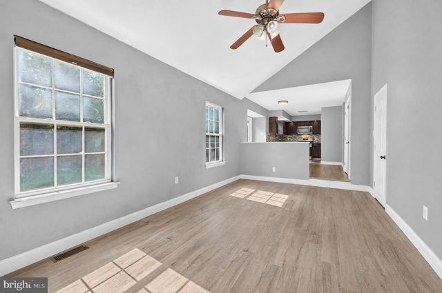 140 SWEETBAY LN, New Castle, DE 19720