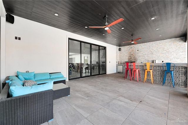 5607 N 6th Lane, Mcallen, TX 78504