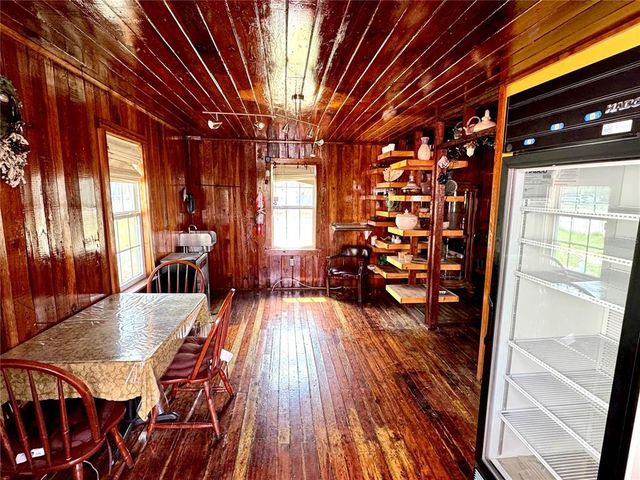 219 W SEMINOLE AVENUE, Bushnell, FL 33513
