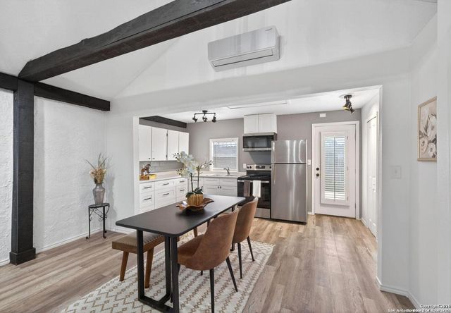 306 Walton Ave, San Antonio, TX 78225