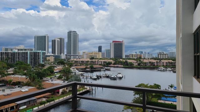 2500 Parkview Drive 802, Hallandale Beach, FL 33009