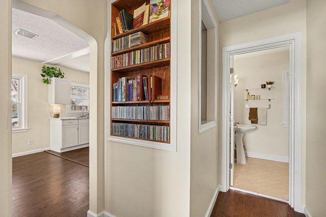 3259 Drew Avenue N, Robbinsdale, MN 55422