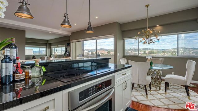 10701 Wilshire 1206, Los Angeles, CA 90024