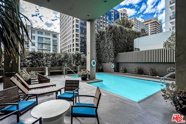 10701 Wilshire 1206, Los Angeles, CA 90024