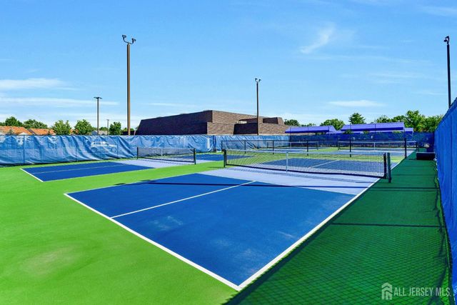 120 Ironwood Plaza B, Monroe, NJ 08831