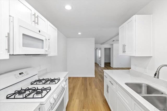 406 S Cleveland, Oceanside, CA 92054