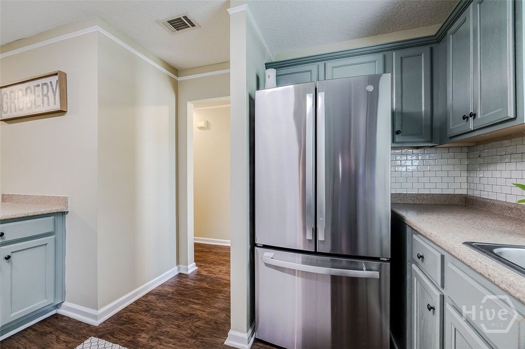 Image 8 of property listing at 508 Westminster Court, Rincon, GA 31326