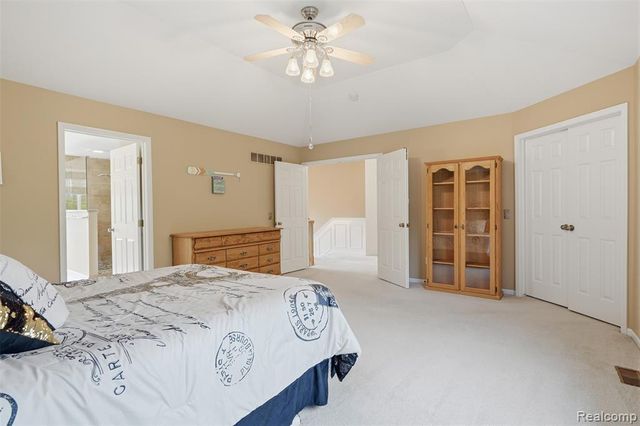 24396 Cavendish Avenue, Novi, MI 48375