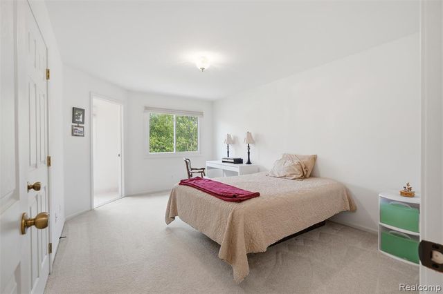24396 Cavendish Avenue, Novi, MI 48375
