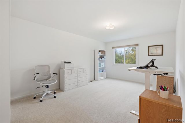 24396 Cavendish Avenue, Novi, MI 48375