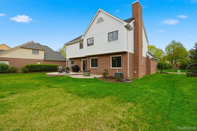 24396 Cavendish Avenue, Novi, MI 48375