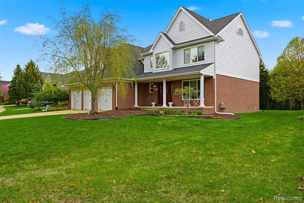 24396 Cavendish Avenue, Novi, MI 48375