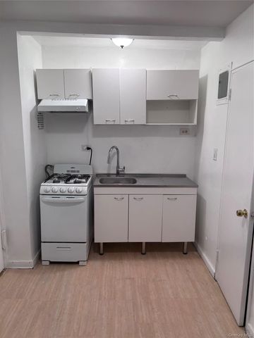 84-50 169 Jamaica 416, Jamaica Hills, NY 11432