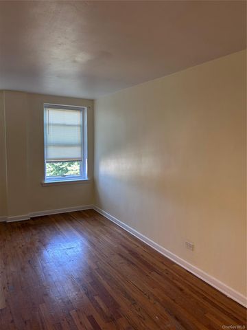 84-50 169 Jamaica 416, Jamaica Hills, NY 11432