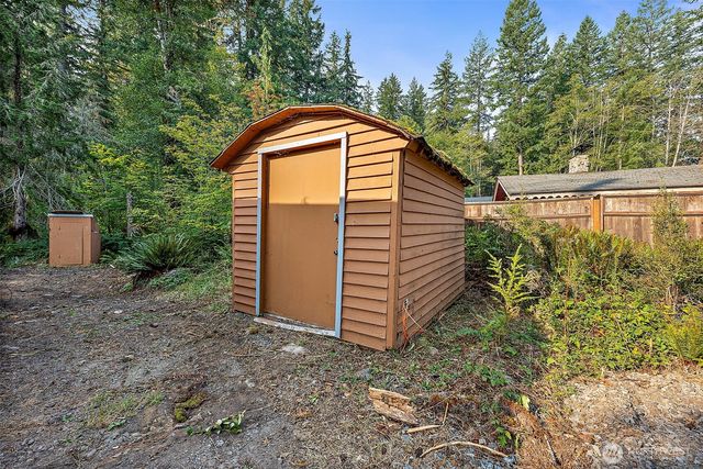 270 Skate Creek Road N, Ashford, WA 98304