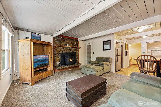 270 Skate Creek Road N, Ashford, WA 98304