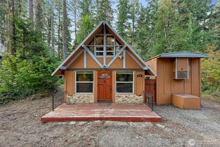 270 Skate Creek Road N, Ashford, WA 98304