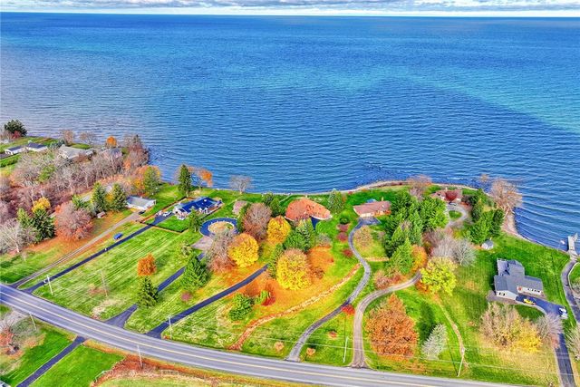 2609 Lake Road, Ontario, NY 14519