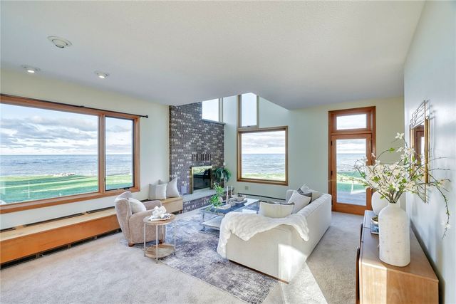 2609 Lake Road, Ontario, NY 14519