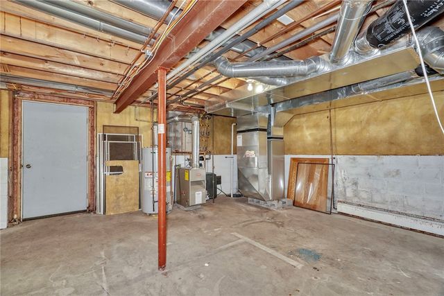 2609 Lake Road, Ontario, NY 14519