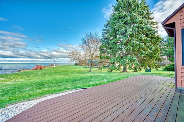 2609 Lake Road, Ontario, NY 14519