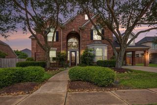 2517 Mountain Falls Court, Friendswood, TX 77546