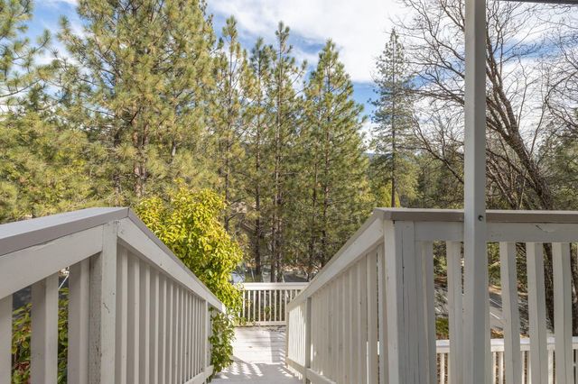 50850 Smoke Tree, Bass Lake, CA 93604